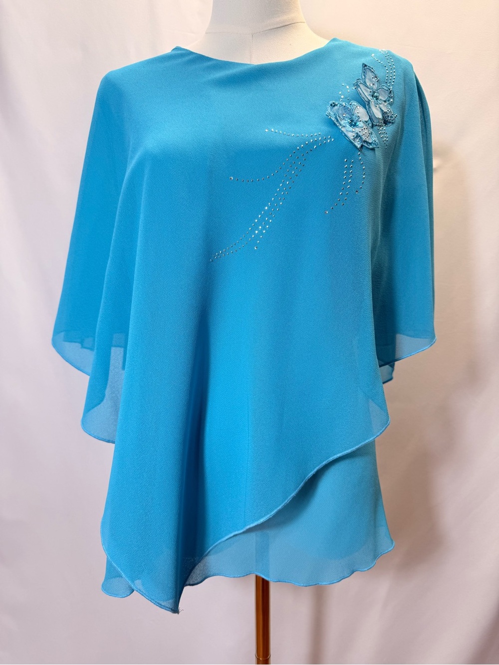 COC USA Turquoise Chiffon Overlay Beaded Floral Top 1X